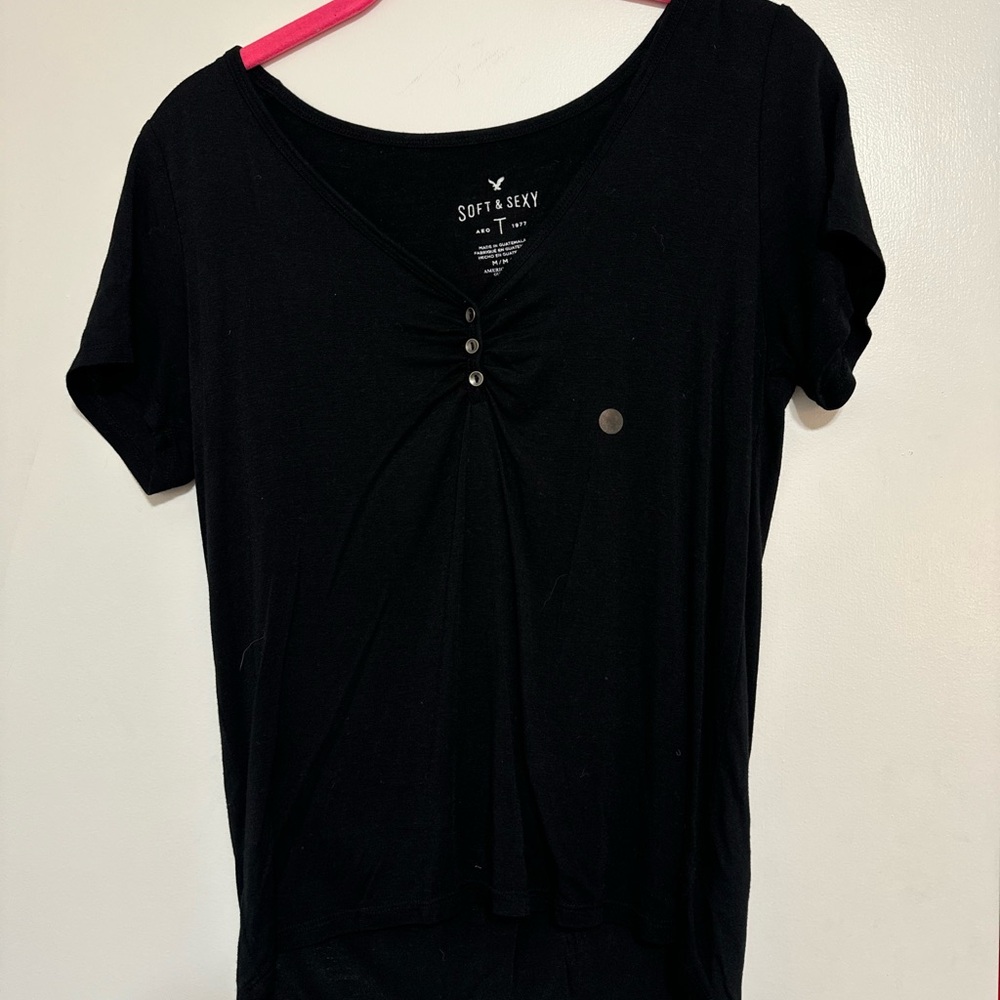 American Eagle Outfitters Black Short Sleeve Tee